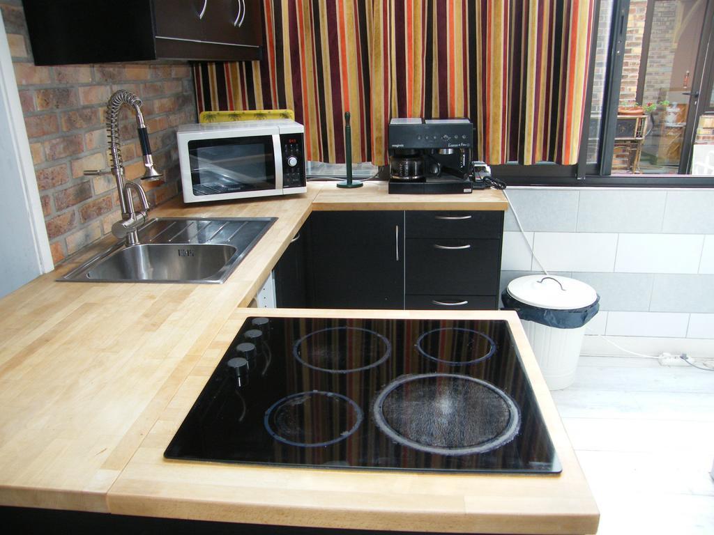 Paris East Side Lodge Pantin Zimmer foto